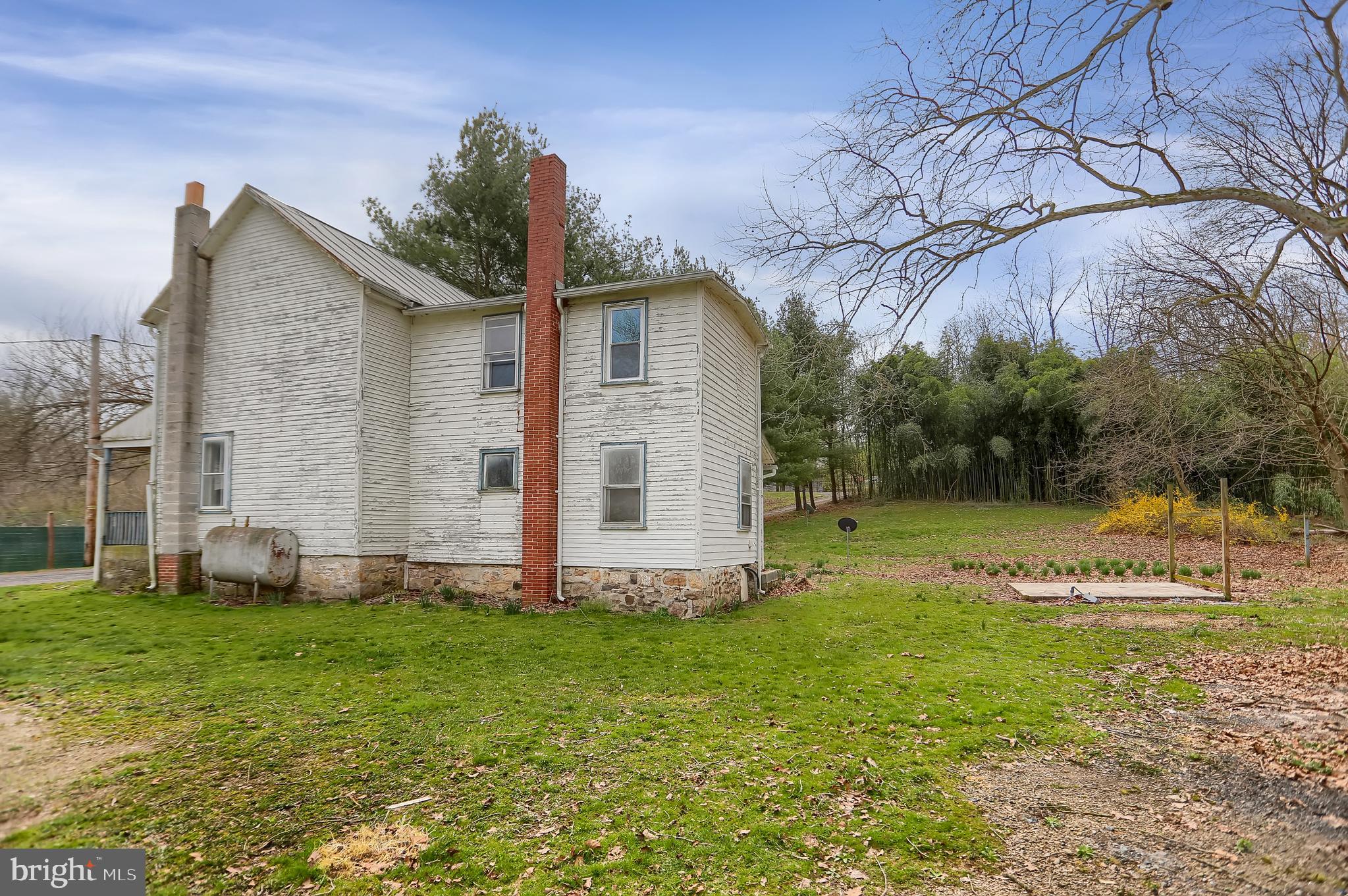 40 Academy Road Newport, PA 17074 - Photo 3 of 44 Gallery Image 3