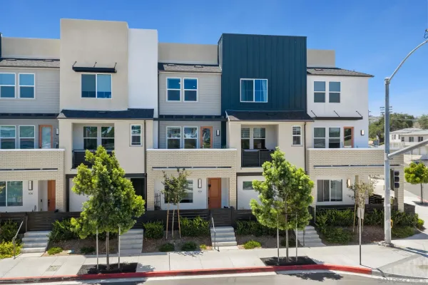 $750,000 | 7611 University Avenue, Unit 103, La Mesa, CA 91942