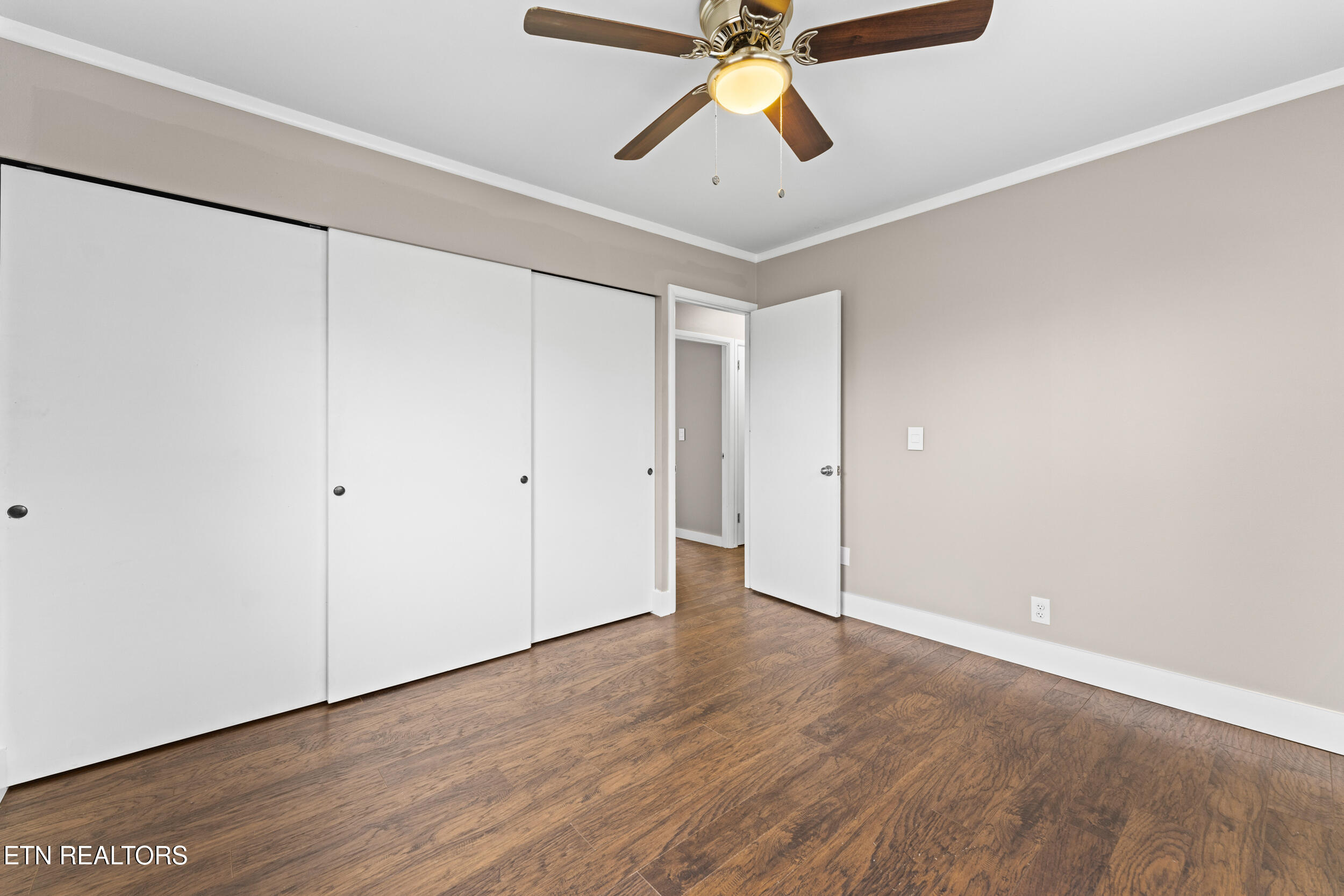 8209 Tamarack Road Knoxville, TN 37919 - Photo 14 of 36 8209 tamarack road-14