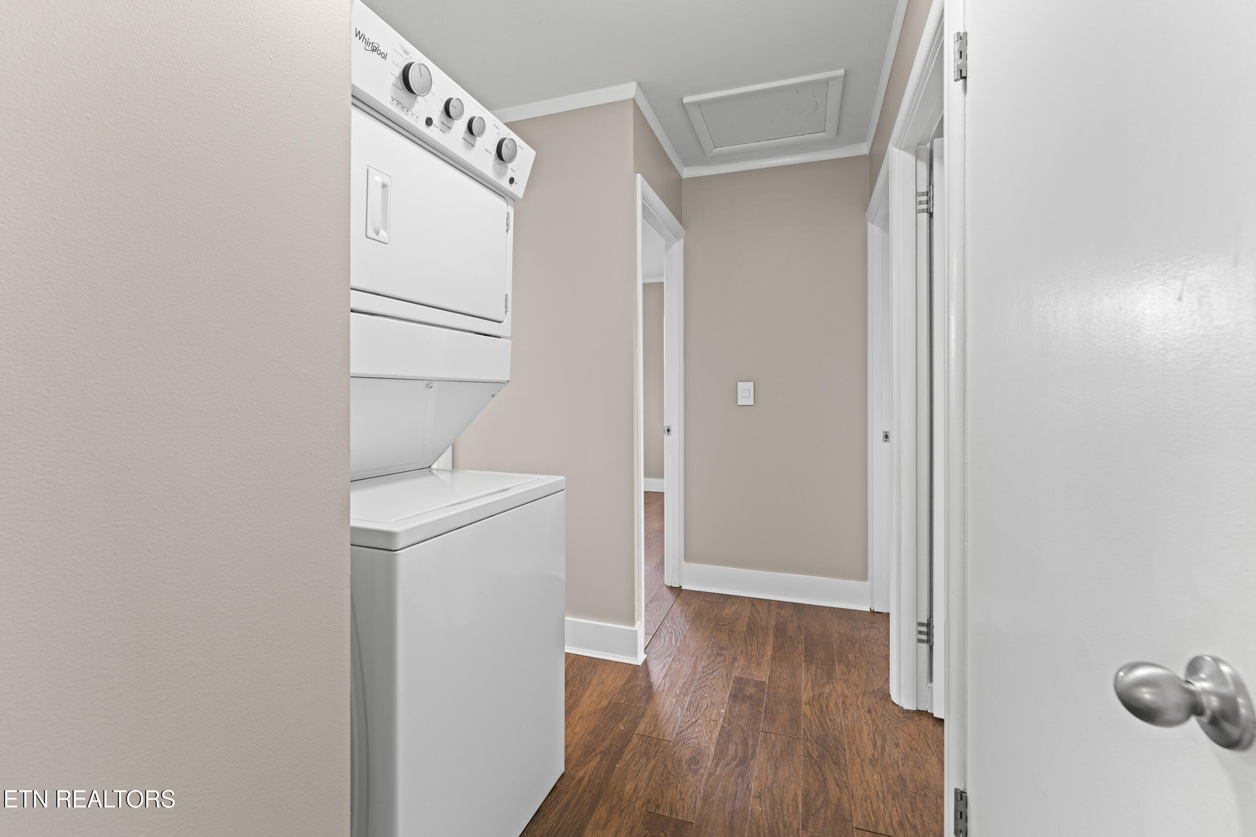 8209 Tamarack Road Knoxville, TN 37919 - Photo 25 of 36 8209 tamarack road-25