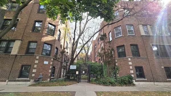 $210,000 | 5457 South Ingleside Avenue, Unit 1E, Chicago, IL 60615
