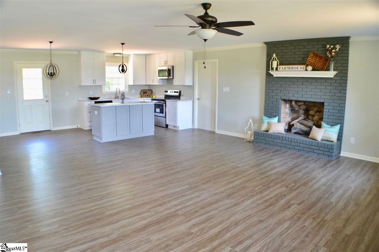 1269 Miller Farm Road Inman, SC 29349 - Photo 6 of 21
