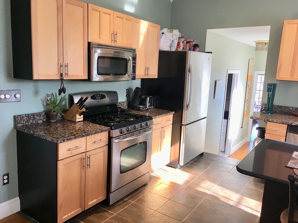 21 Chestnut Street, Unit 3 Chelsea, MA 02150 - Photo 5 of 18 Gallery Image 5