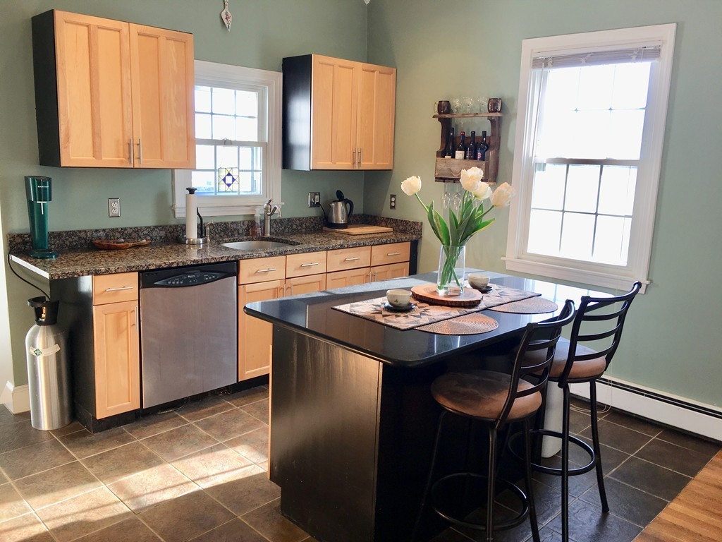 21 Chestnut Street, Unit 3 Chelsea, MA 02150 - Photo 6 of 18 Gallery Image 6