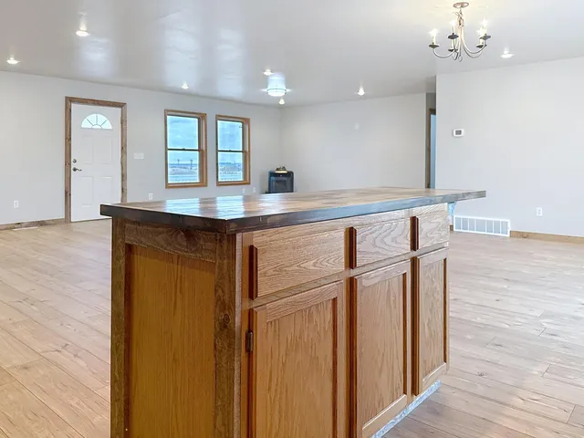 $454,000 | 299 Trabing Road, Buffalo, WY 82834