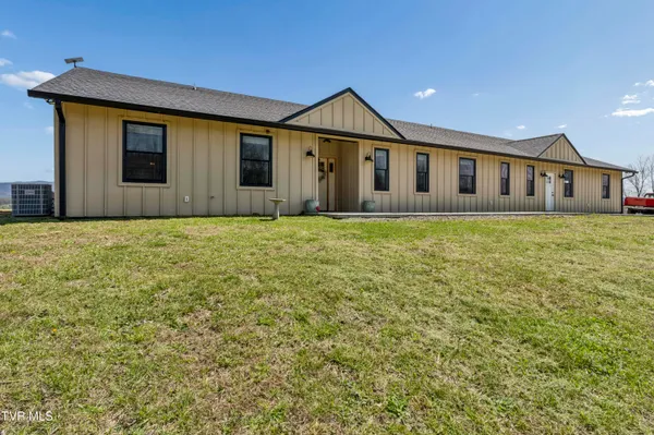 $1,200,000 | 487 Rocky Knob Road, Mountain City, TN 37683