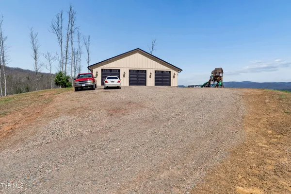 $1,200,000 | 487 Rocky Knob Road, Mountain City, TN 37683