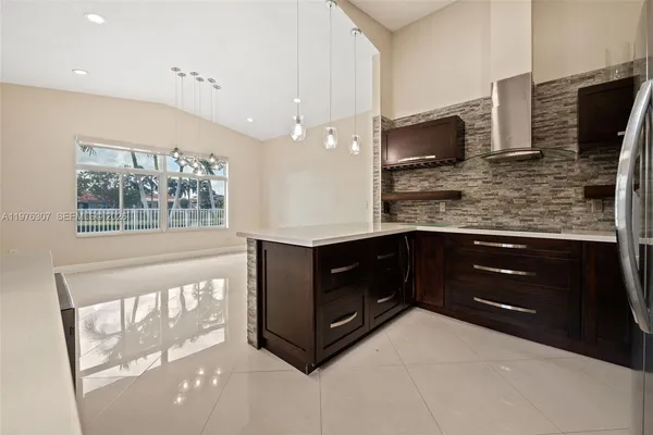 $4,900 | 15962 Southwest 62nd Street, Miami, FL 33193