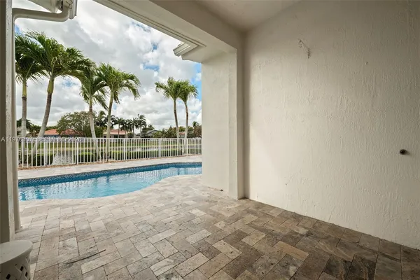 $4,900 | 15962 Southwest 62nd Street, Miami, FL 33193