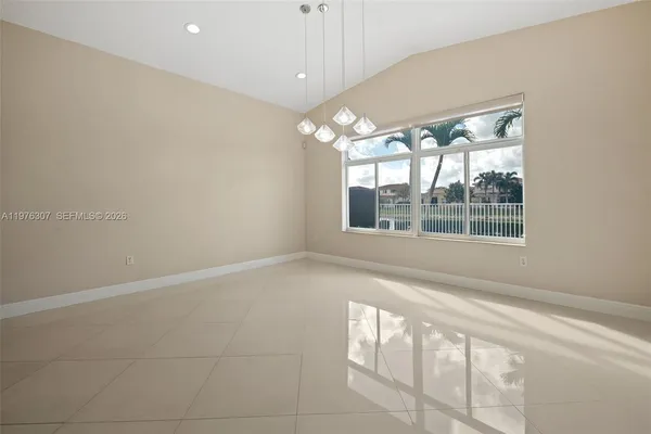 $4,900 | 15962 Southwest 62nd Street, Miami, FL 33193