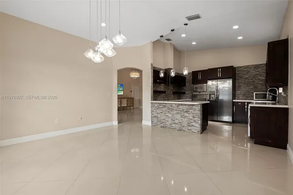 $4,900 | 15962 Southwest 62nd Street, Miami, FL 33193