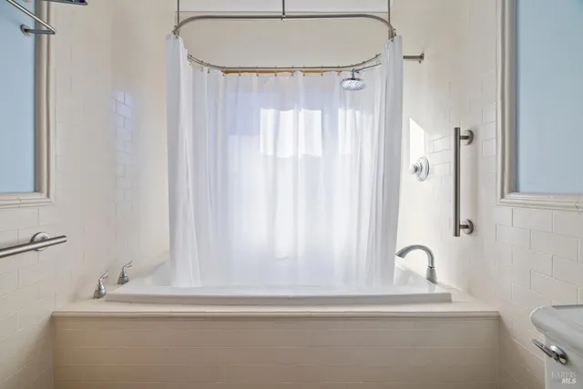 $2,500 | 1545 North Castle Road, Sonoma, CA 95476