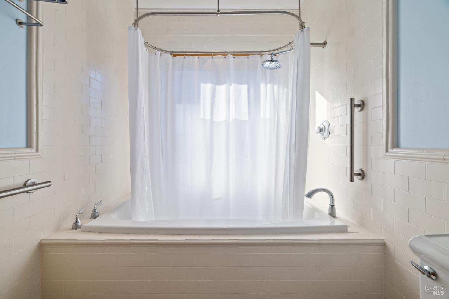 1545 North Castle Road Sonoma, CA 95476 - Photo 10 of 19 a bathroom with a sink and a mirror