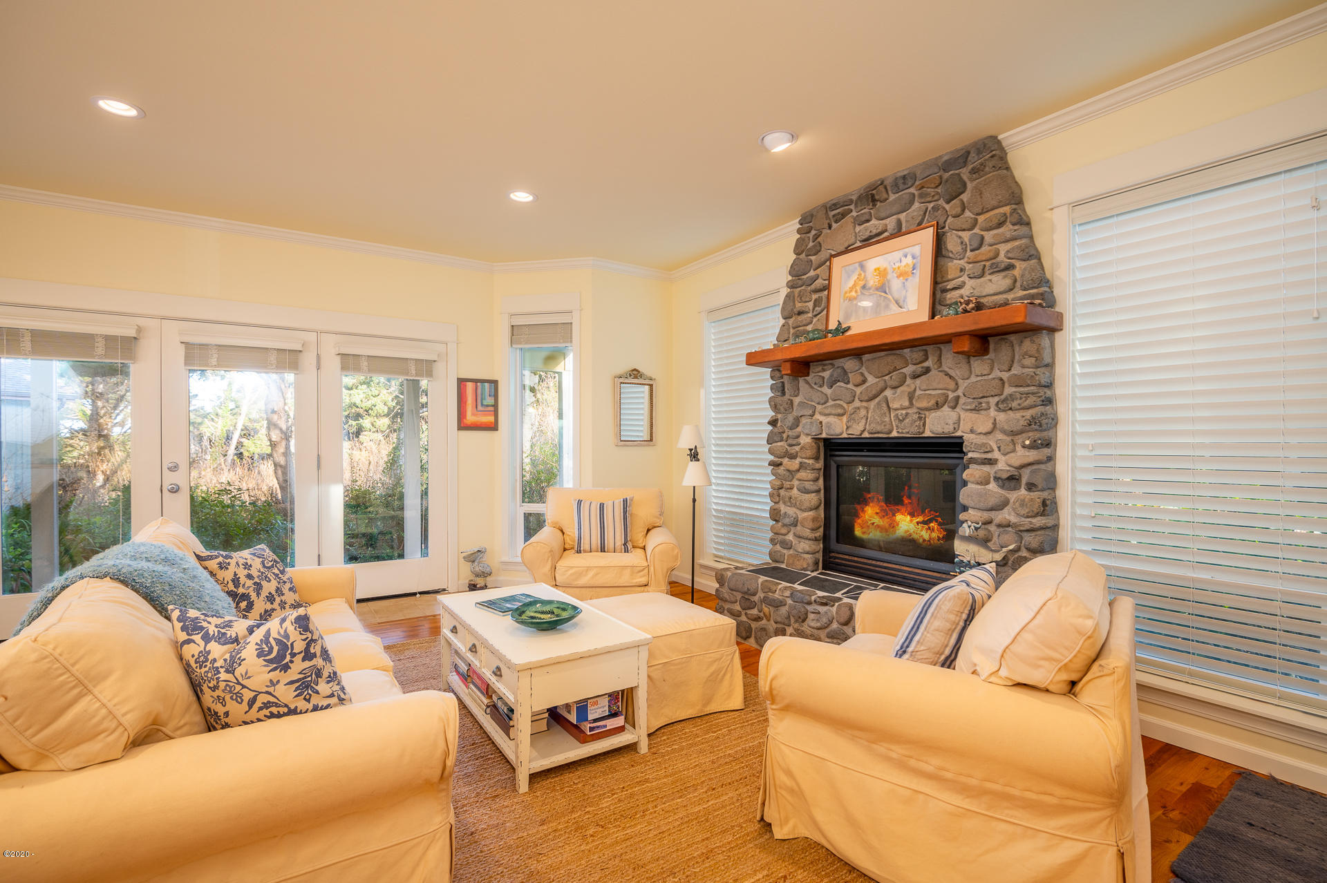 2100 Overleaf Loop Yachats, OR 97498 - Photo 12 of 51 Gas fireplace