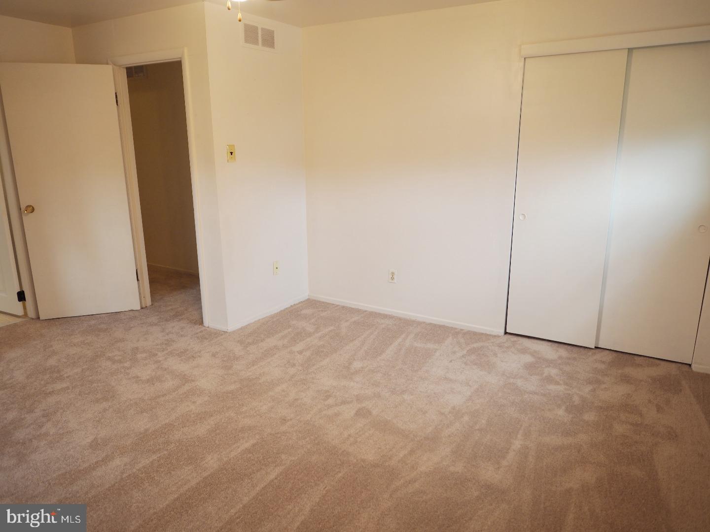 88 Iris Road Warminster, PA 18974 - Photo 11 of 24 Master Bedroom