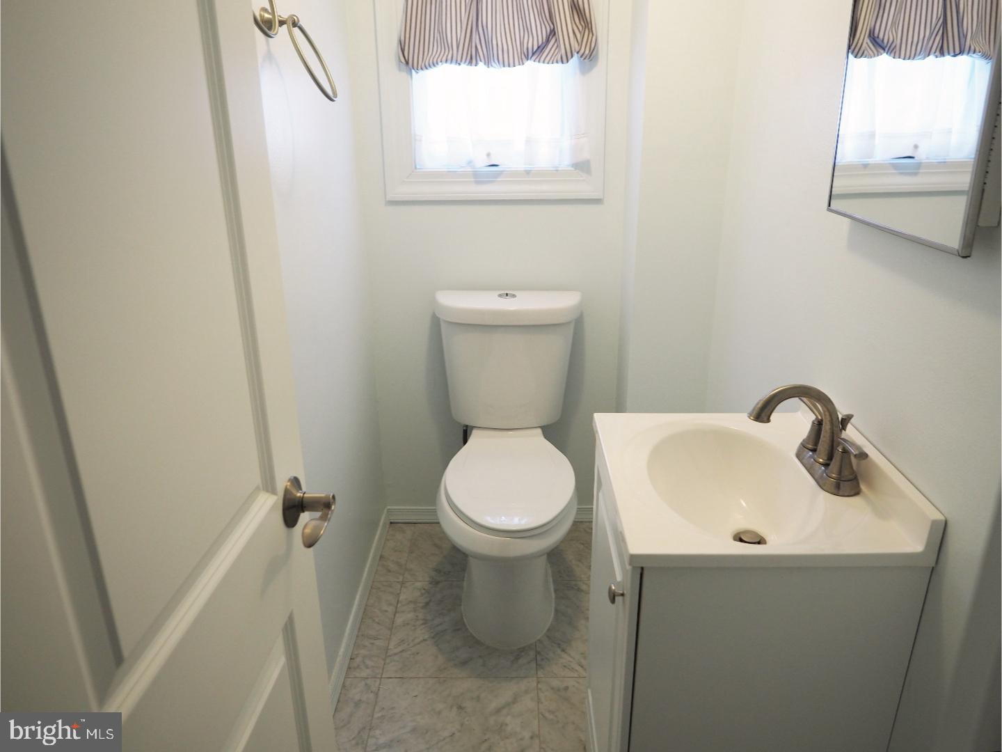 88 Iris Road Warminster, PA 18974 - Photo 9 of 24 Half Bath