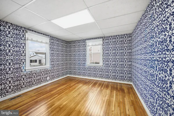 $2,400 | 3413 Yardley Drive, Baltimore, MD 21222