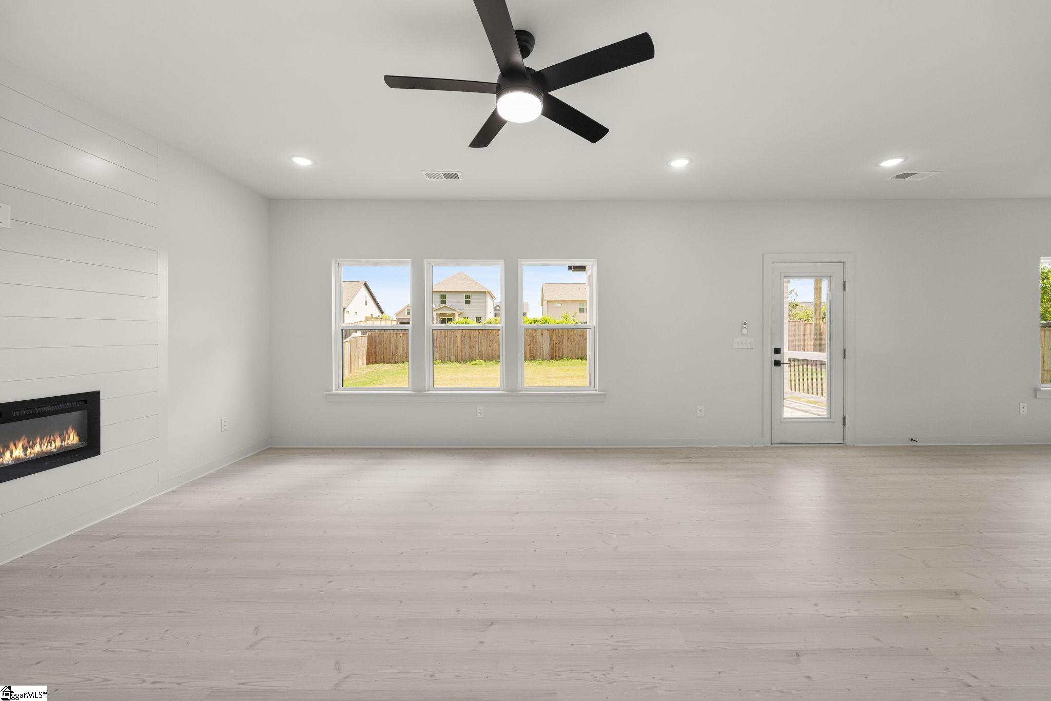 209 Redmond Drive Fountain Inn, SC 29644 - Photo 12 of 50