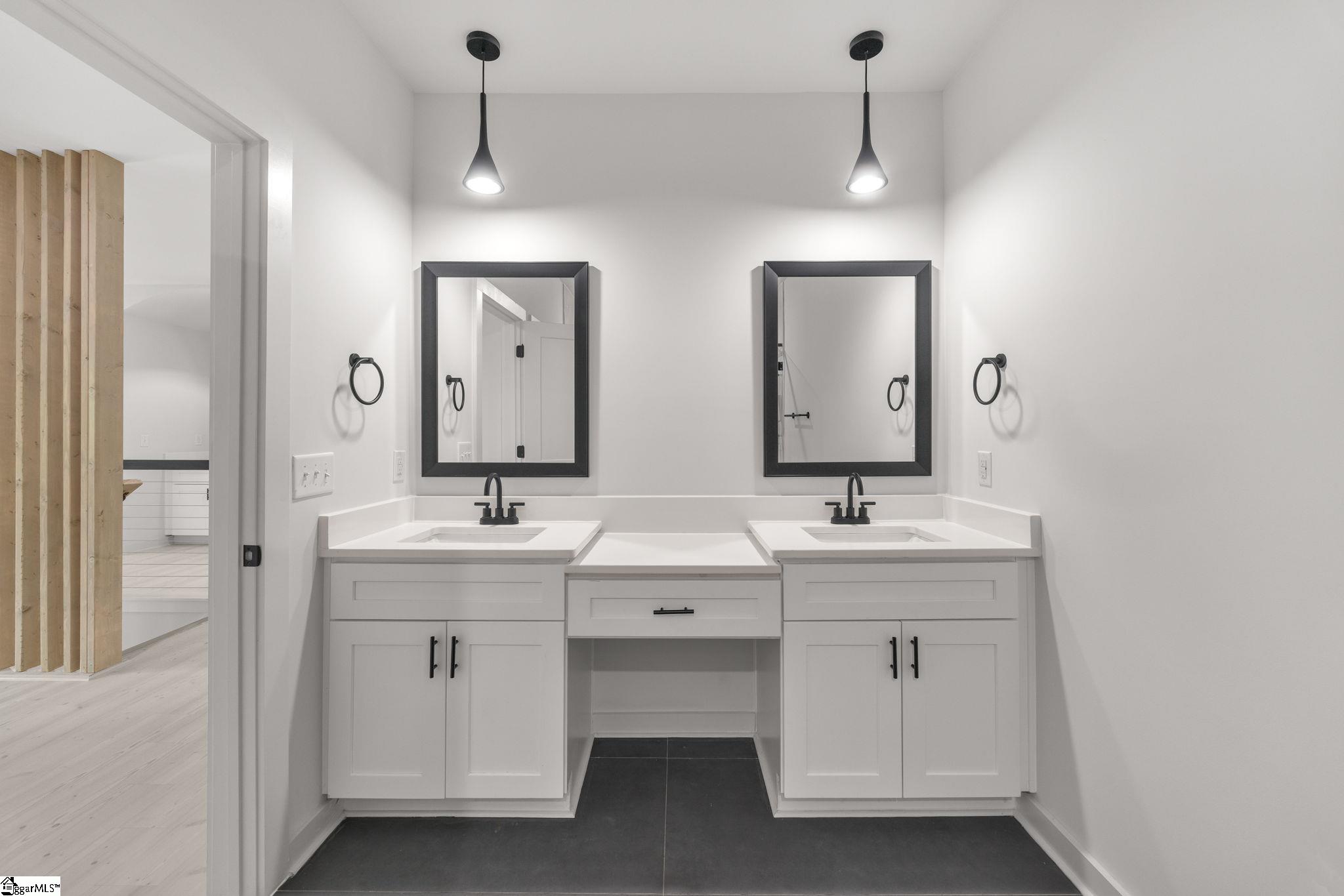 209 Redmond Drive Fountain Inn, SC 29644 - Photo 38 of 50