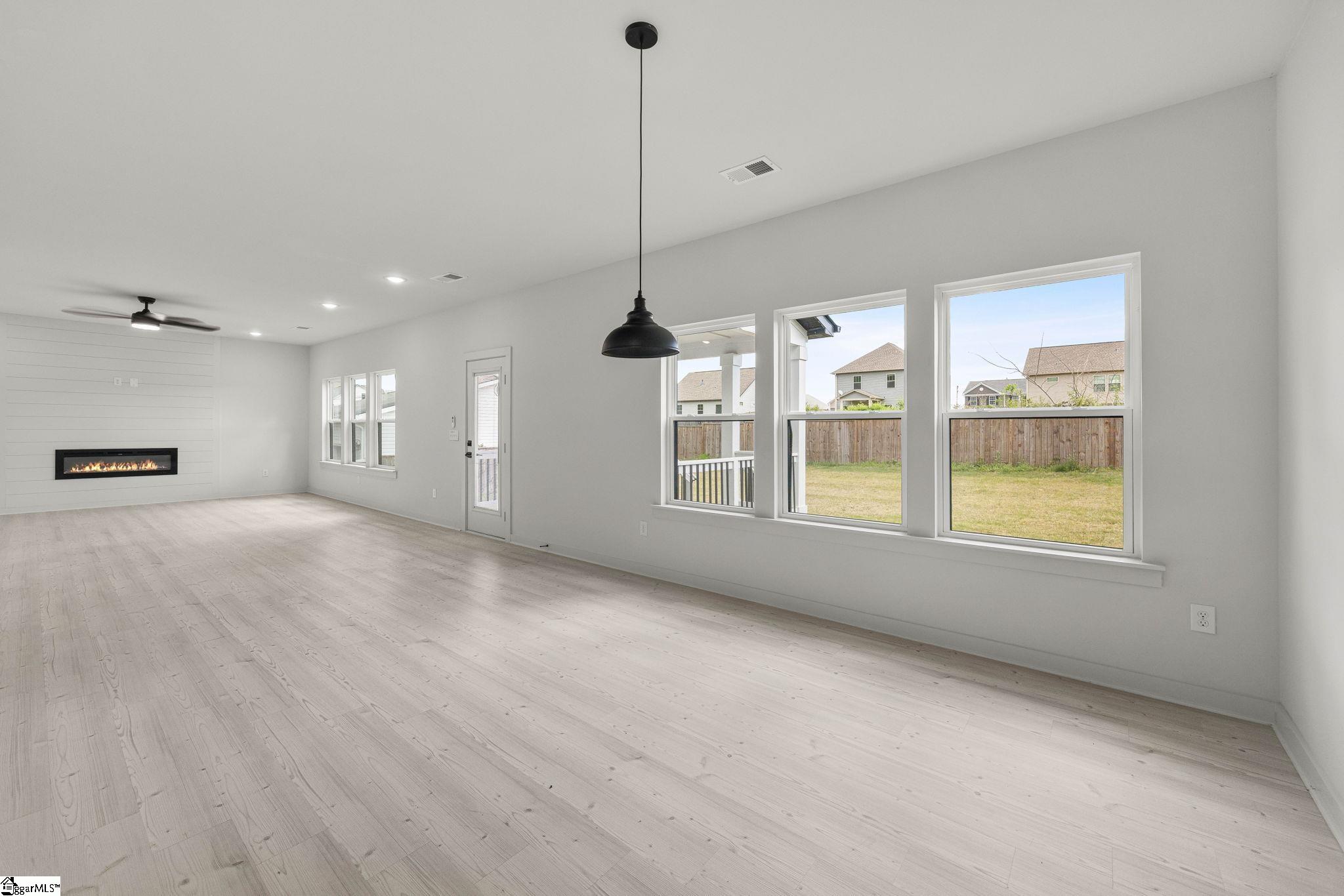 209 Redmond Drive Fountain Inn, SC 29644 - Photo 8 of 50