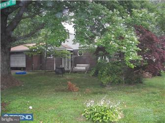 637 Beaumont Road Fairless Hills, PA 19030 - Photo 2 of 2 Exterior Side