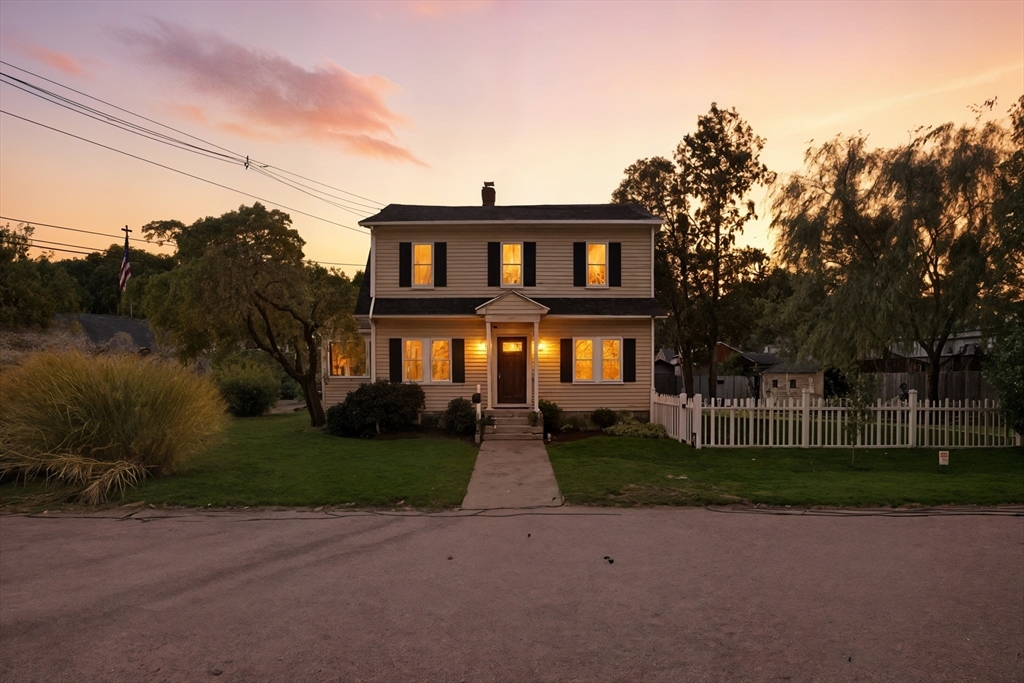 26 Browne Road Shrewsbury, MA 01545 - Photo 2 of 39 Gallery Image 2