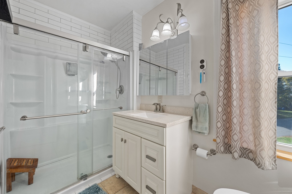 26 Browne Road Shrewsbury, MA 01545 - Photo 23 of 39 Gallery Image 23