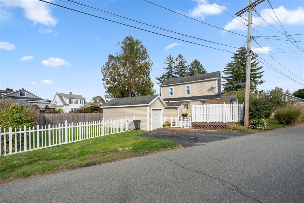26 Browne Road Shrewsbury, MA 01545 - Photo 35 of 39 Gallery Image 35