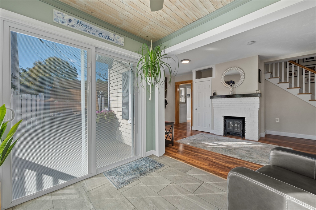 26 Browne Road Shrewsbury, MA 01545 - Photo 8 of 39 Gallery Image 8