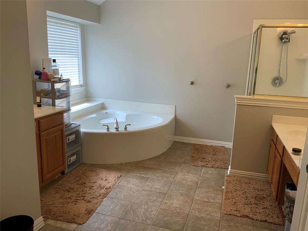 1413 Blue Quail Run Crowley, TX 76036 - Photo 13 of 29