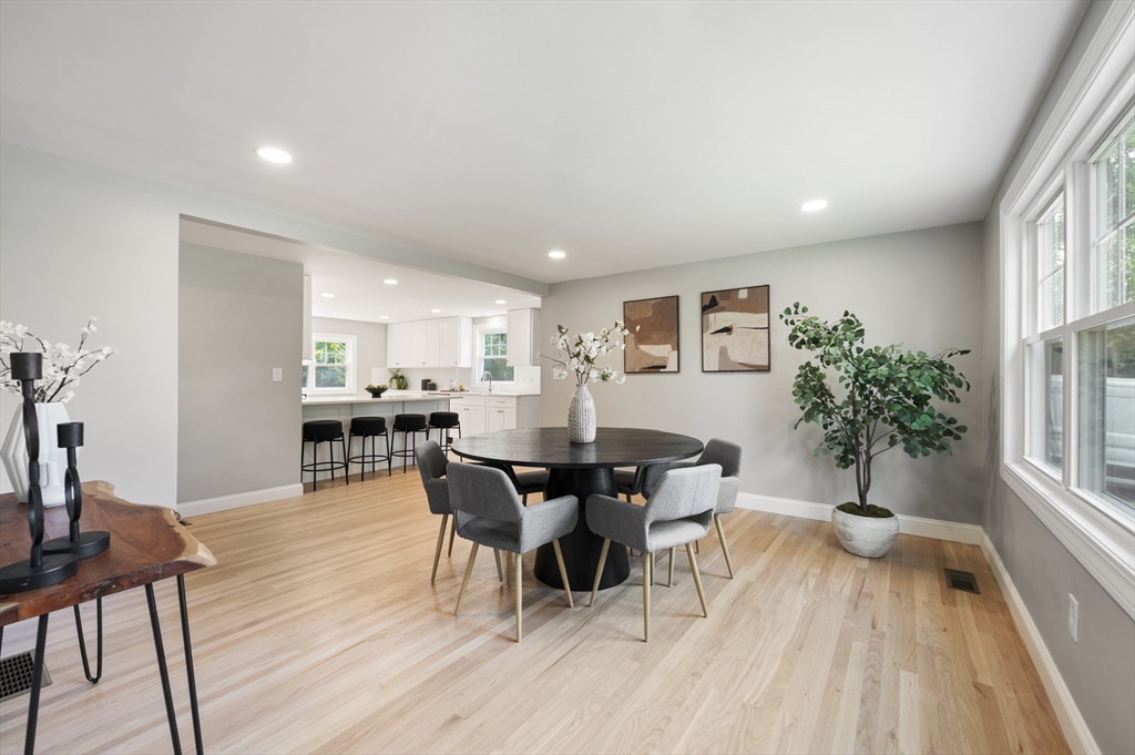 30 River Road Andover, MA 01810 - Photo 8 of 32 Gallery Image 8