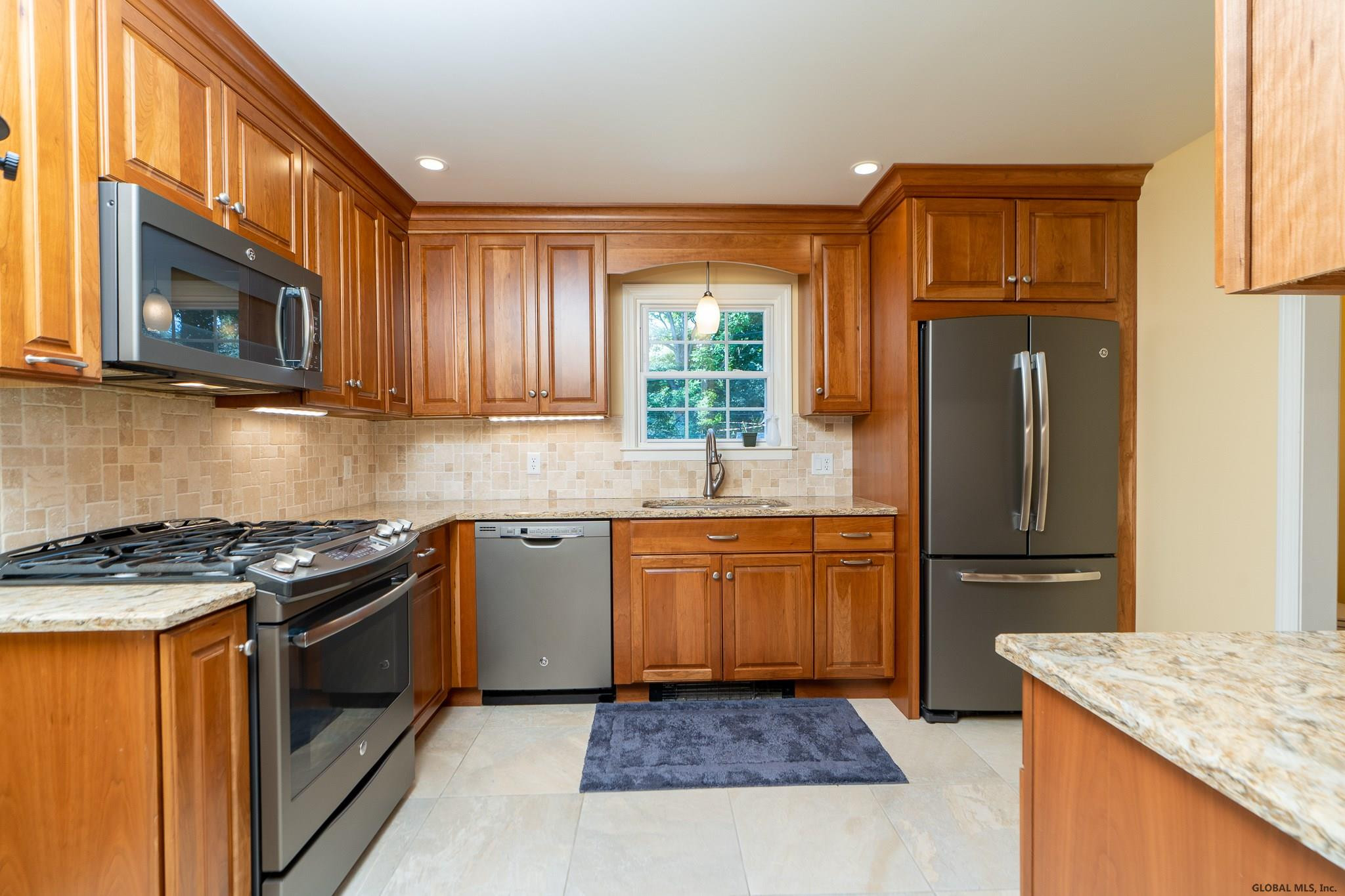 163 Winne Road Bethlehem, NY 12054 - Photo 13 of 45 Photo 13