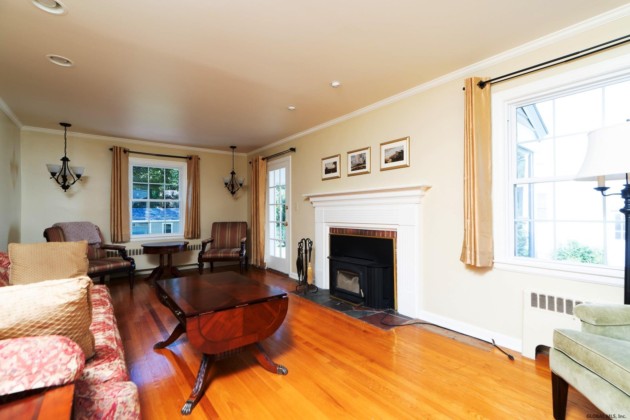 163 Winne Road Bethlehem, NY 12054 - Photo 3 of 45 Photo 3