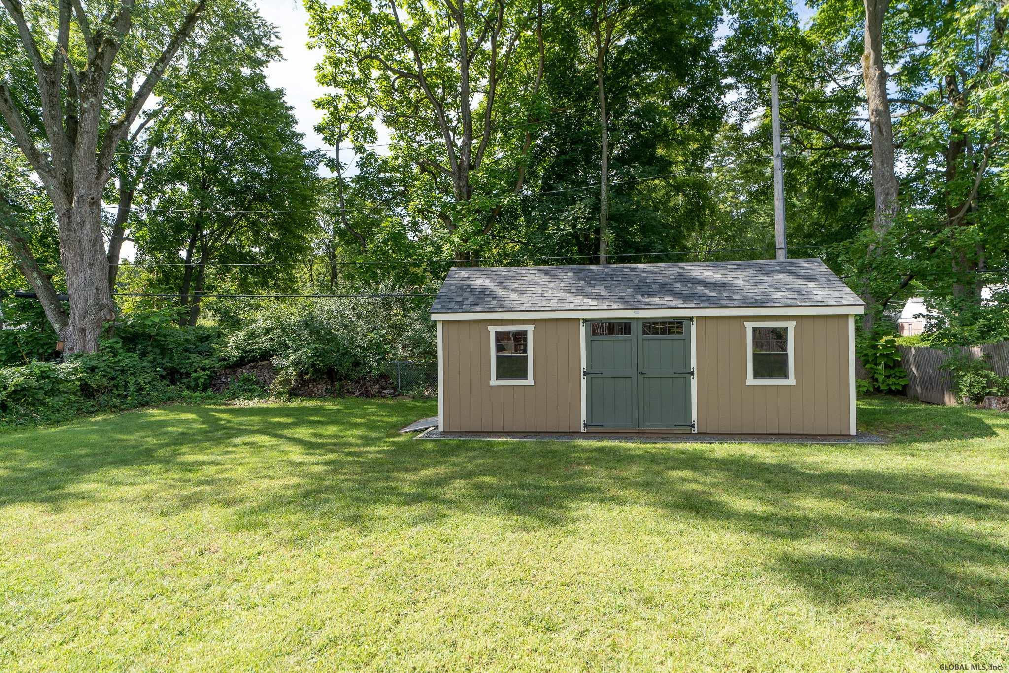 163 Winne Road Bethlehem, NY 12054 - Photo 40 of 45 Photo 40