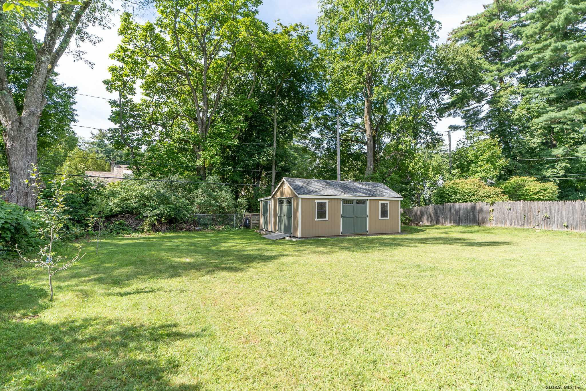163 Winne Road Bethlehem, NY 12054 - Photo 41 of 45 Photo 41