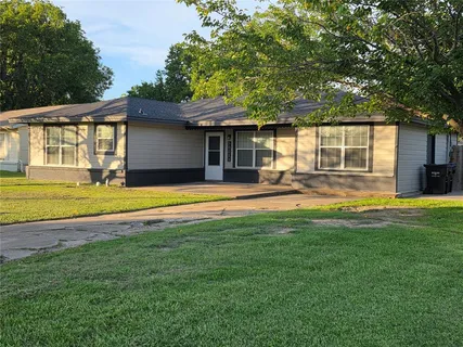 $174,500 | 50011 Del Ra Drive, Greenville, TX 75402