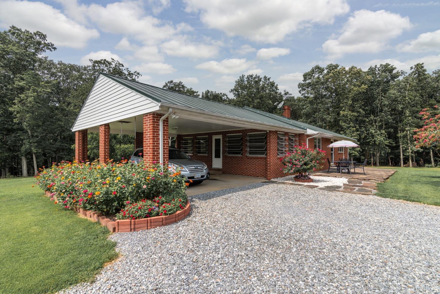 4366 Shingle Block Road Bedford, VA 24523 - Photo 1 of 40 Gallery Image 1
