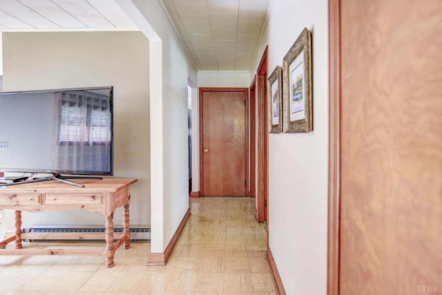 4366 Shingle Block Road Bedford, VA 24523 - Photo 14 of 40 Gallery Image 14