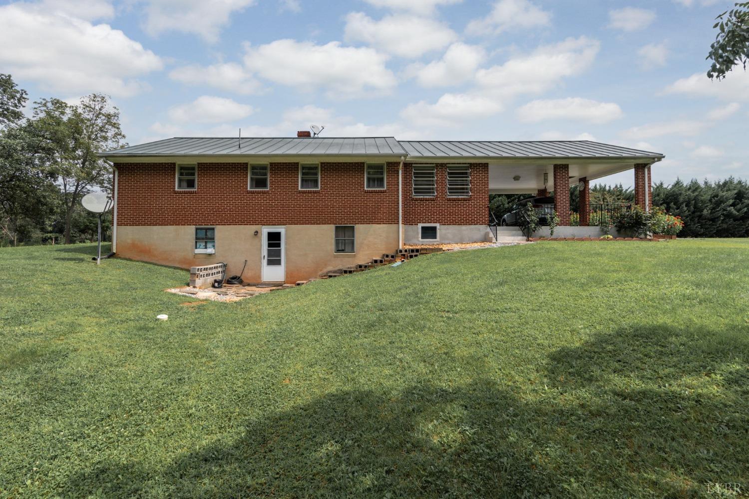 4366 Shingle Block Road Bedford, VA 24523 - Photo 25 of 40 Gallery Image 25