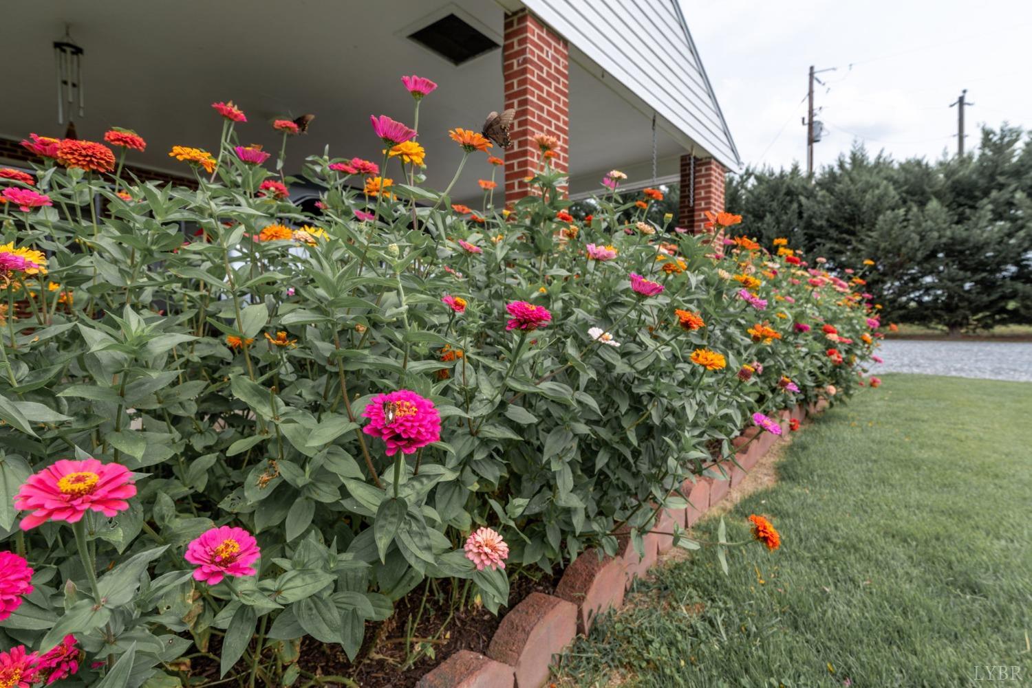 4366 Shingle Block Road Bedford, VA 24523 - Photo 34 of 40 Gallery Image 34