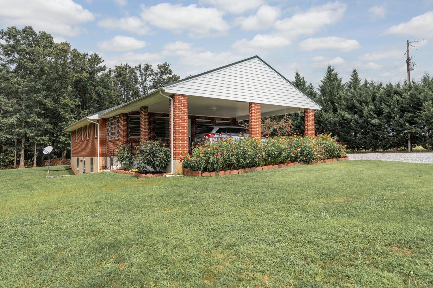 4366 Shingle Block Road Bedford, VA 24523 - Photo 35 of 40 Gallery Image 35