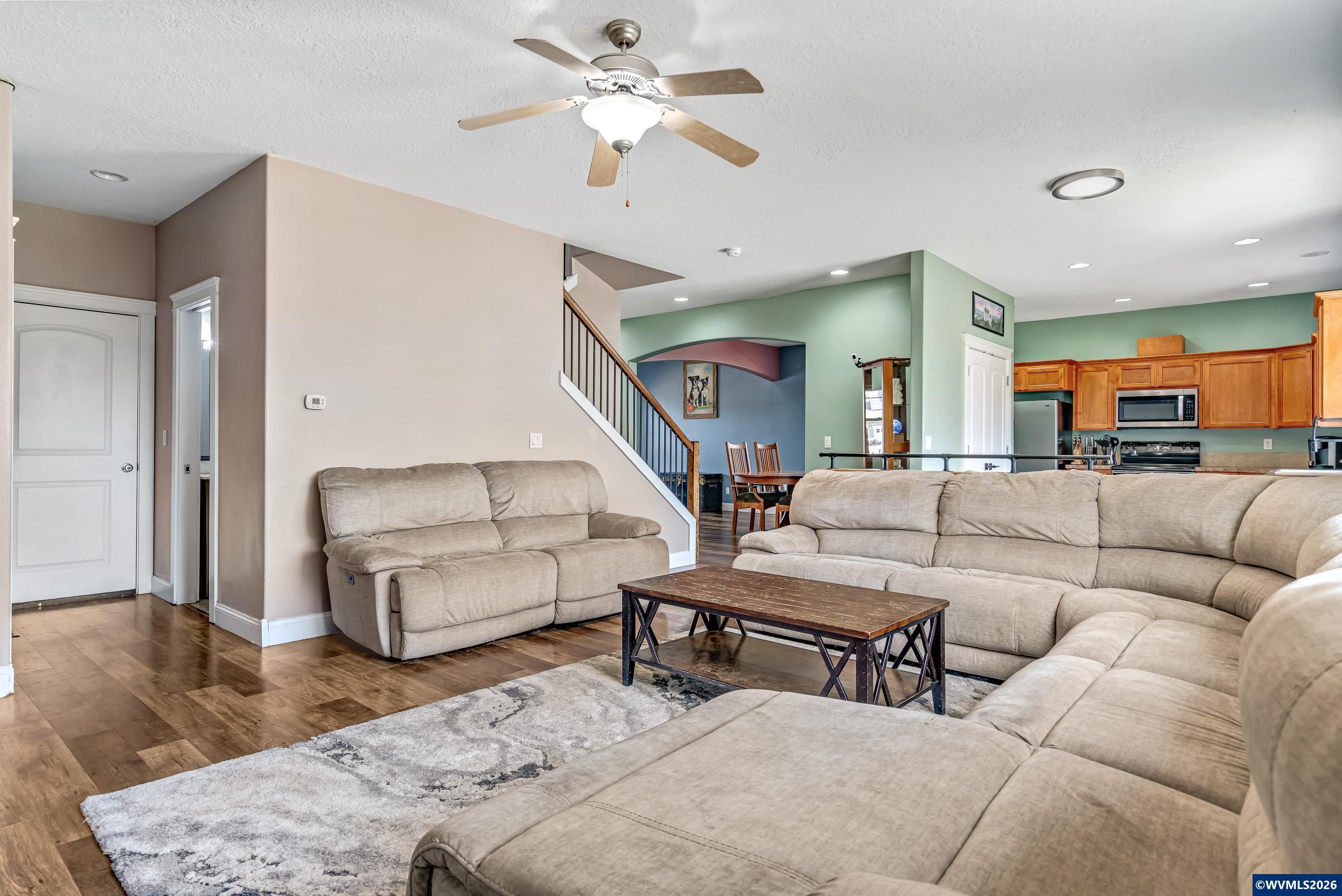 5128 Yukon Court Northeast Salem, OR 97305 - Photo 18 of 41