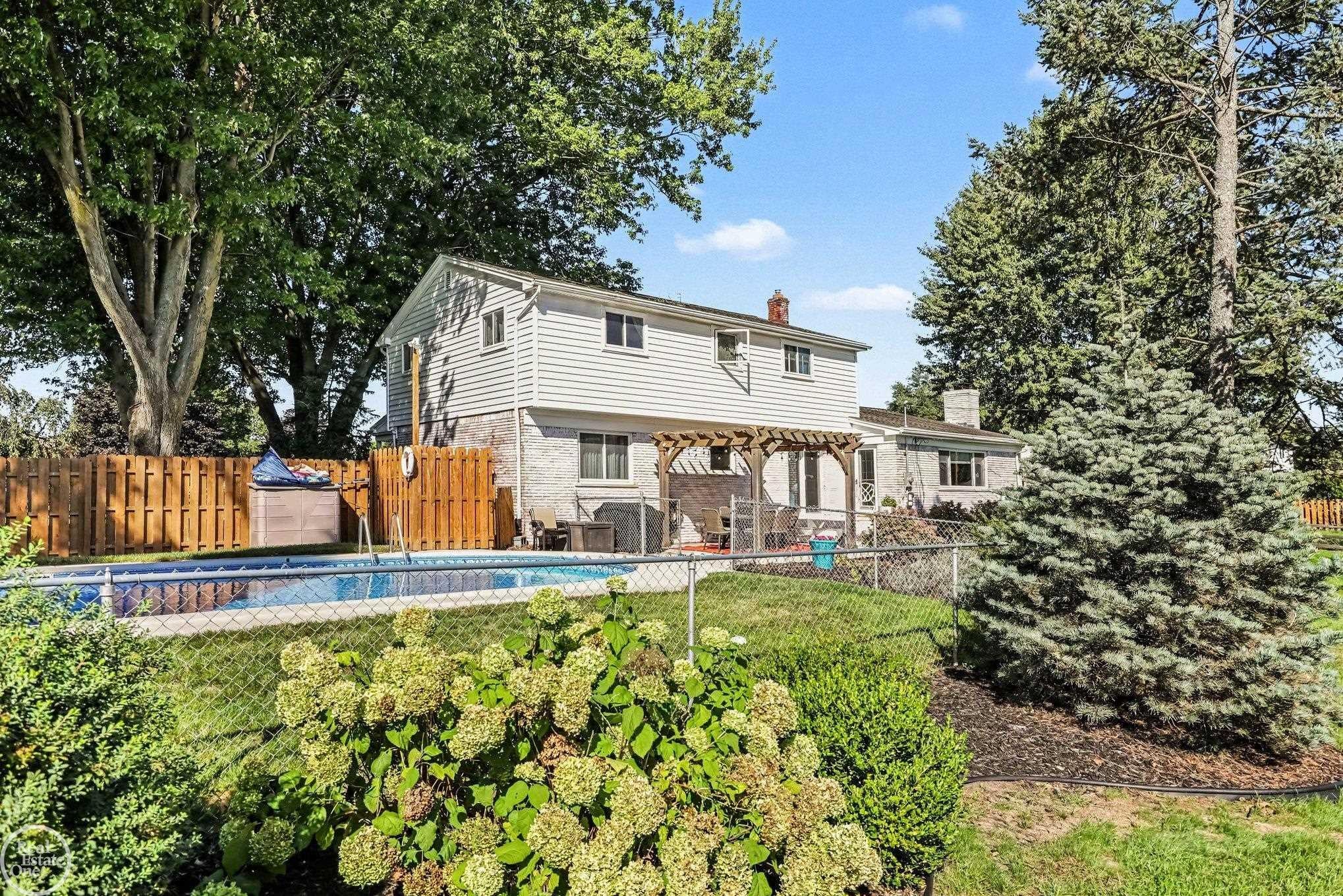 51300 Overhill Road Utica, MI 48316 - Photo 34 of 39 Gallery Image 34