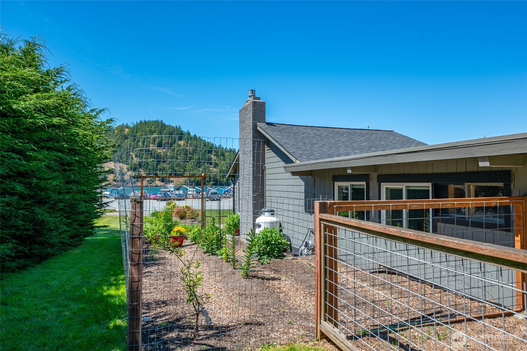 213 Cornet Bay Road Oak Harbor, WA 98277 - Photo 34 of 38