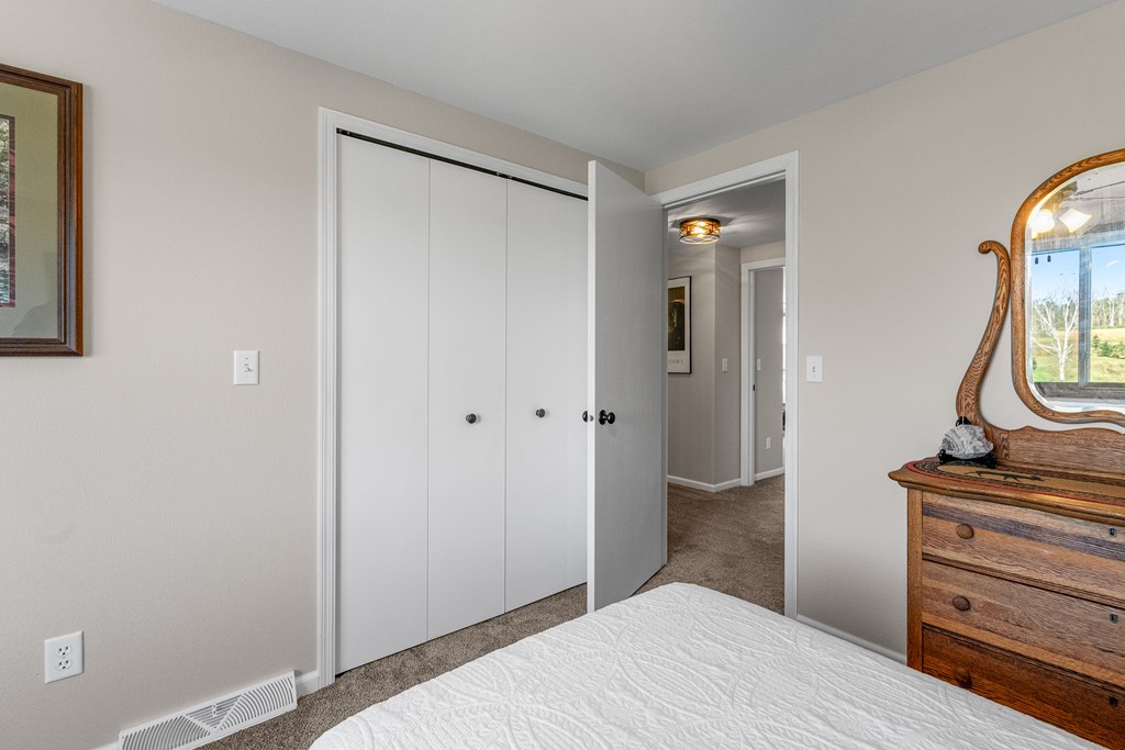 6710 Tagge Road Sturgeon Bay, WI 54235 - Photo 14 of 49 Gallery Image 14
