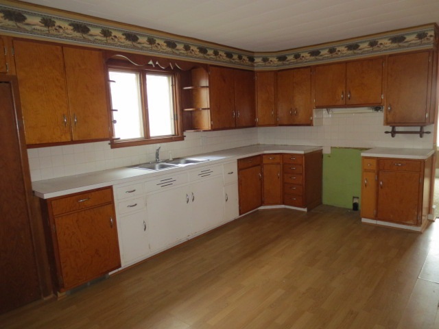 205 Calvert Avenue Chadwick, IL 61014 - Photo 12 of 20 Gallery Image 12