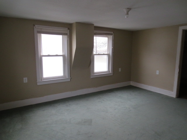 205 Calvert Avenue Chadwick, IL 61014 - Photo 15 of 20 Gallery Image 15