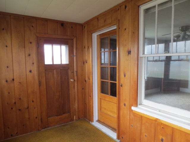 205 Calvert Avenue Chadwick, IL 61014 - Photo 5 of 20 Gallery Image 5