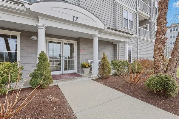 $799,000 | 17 Morgan Drive, Unit 401, Natick, MA 01760
