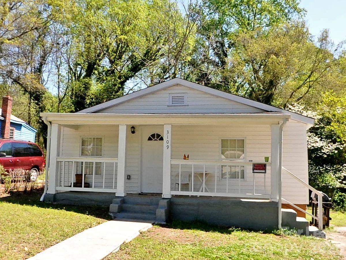 3109 Ridge Avenue Charlotte, NC 28208 - Photo 1 of 9 Gallery Image 1